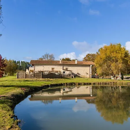 L'ecurie Holiday home Guizengeard